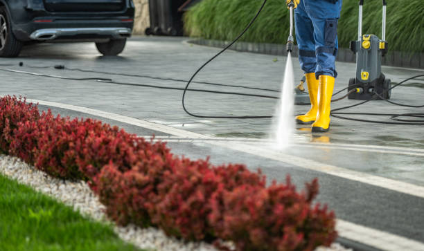 Why Choose Our Certified Pressure Washing Experts for Your Project Needs in Arroyo Seco, NM?